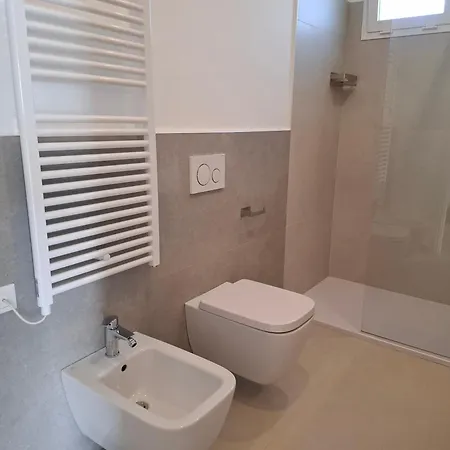 New With Seaview Terrace 8 * 皮特拉利古