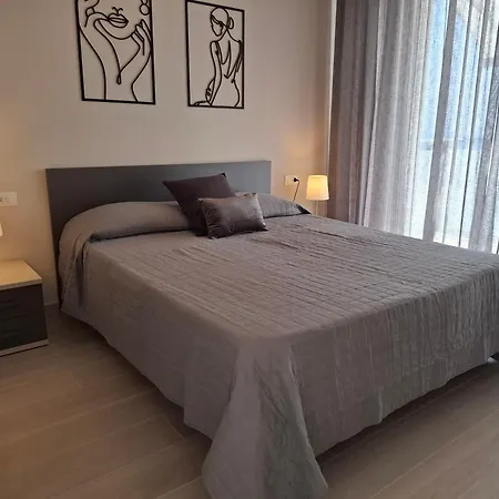 New With Seaview Terrace 8 Pietra Ligure