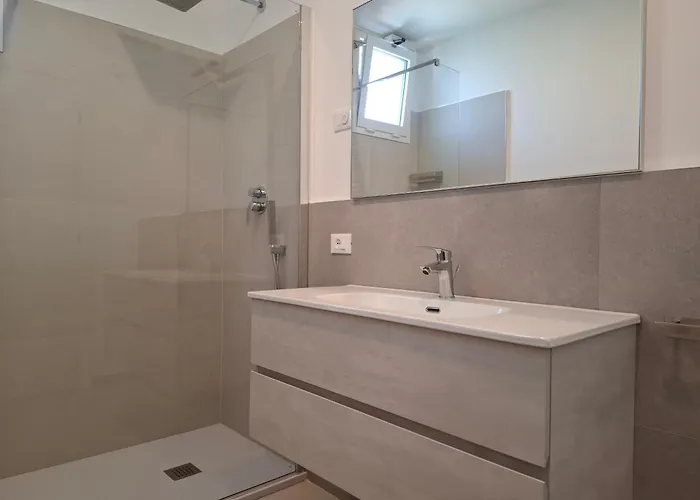 New With Seaview Terrace 8 Pietra Ligure